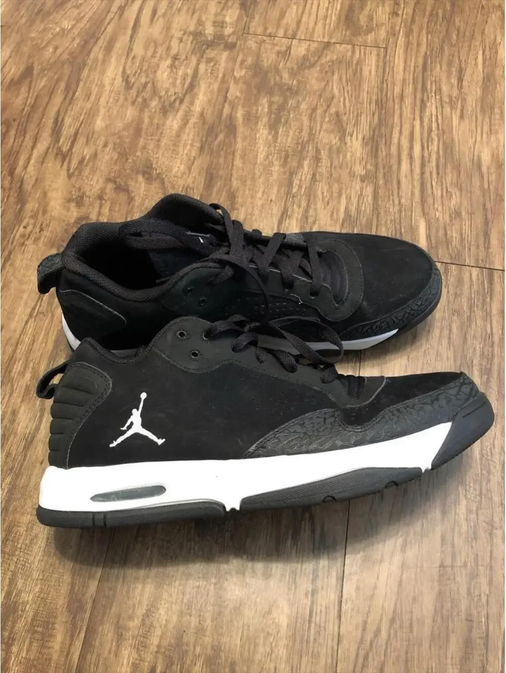 Vintage Nike Air Jordan After Game 2 Sneakers 🏀